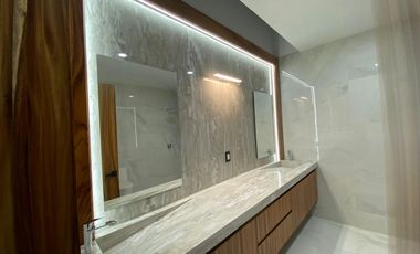 Casa en Venta a Estrenar en Valle Imperial Dentro de Coto
