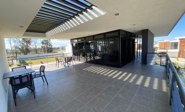 Casa en Venta a Estrenar en Valle Imperial Dentro de Coto