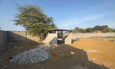 VILLAMIL PLAYAS ALQUILO TERRENO DE 900 METROS UBICADO EN EL KM. 10 DE LA VIA A DATA SECTOR LAS CRUCES