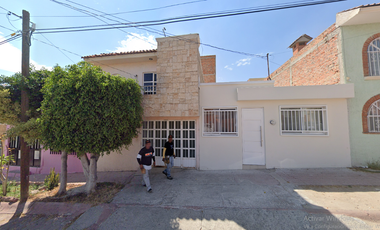 CASA EN VENTA DE REMATE BANCARIO, Nogales 20, Colinas Del Valle, 47460 Lagos De Moreno, Jal.JMJC12