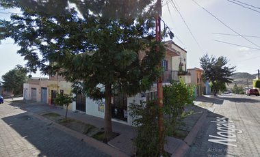 CASA EN VENTA DE REMATE BANCARIO, Nogales 20, Colinas Del Valle, 47460 Lagos De Moreno, Jal.JMJC12