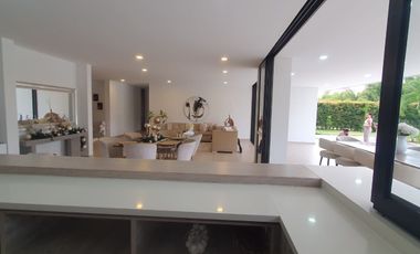 CASA CAMPESTRE EN CONDOMINIO POR PUEBLITO CAFETERO