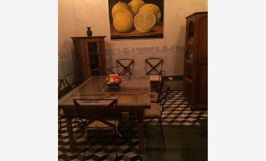 CASA EN VENTA AMUEBLADA EN CENTRO HISTÓRICO DE PUEBLA A 2 CALLES DE CATEDRAL