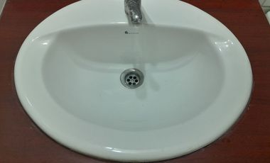 DEPTO., ESTAC. y BODEGA - A DOS CUADRAS DEL METRO SANTA ISABEL L. 5.