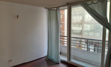 DEPTO., ESTAC. y BODEGA - A DOS CUADRAS DEL METRO SANTA ISABEL L. 5.