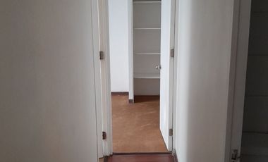 DEPTO., ESTAC. y BODEGA - A DOS CUADRAS DEL METRO SANTA ISABEL L. 5.