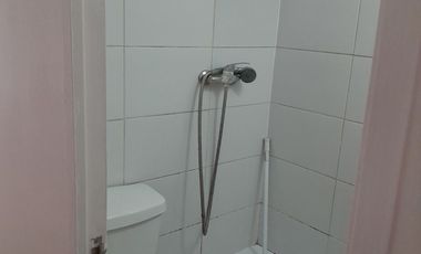 DEPTO., ESTAC. y BODEGA - A DOS CUADRAS DEL METRO SANTA ISABEL L. 5.