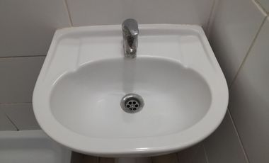 DEPTO., ESTAC. y BODEGA - A DOS CUADRAS DEL METRO SANTA ISABEL L. 5.