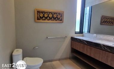 Dijual Rumah Vermont Parkland BSD City Tangerang Selatan Bagus Luas Nyaman Sangat Strategis
