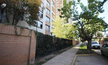 Se Vende Departamento En Armando Moock - Macul