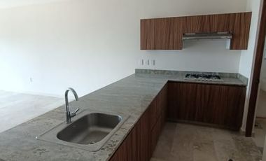 Departamento de 2 recámaras en Fracc. Costa de Oro, a una cuadra de Av. Juan Pablo ll. Alberca y palapa