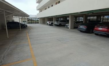 Departamento de 2 recámaras en Fracc. Costa de Oro, a una cuadra de Av. Juan Pablo ll. Alberca y palapa