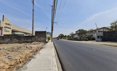 Alquiler de Terreno Medianero con 9.750 m² - Km 4.5 Vía Durán Tambo, ingresando vía de Plaza Shiva