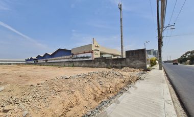 Alquiler de Terreno Medianero con 9.750 m² - Km 4.5 Vía Durán Tambo, ingresando vía de Plaza Shiva