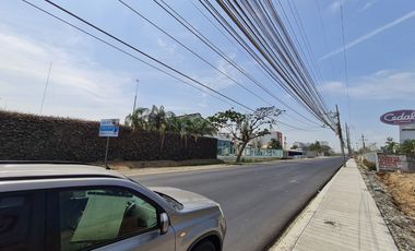 Alquiler de Terreno Medianero con 9.750 m² - Km 4.5 Vía Durán Tambo, ingresando vía de Plaza Shiva
