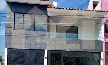 VENDO CASA VILLAS DE LA CANTERA