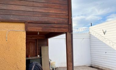 Casa 3 Dormitorios 3 Baños, Estacionamiento. 180 m2 en calle Hernán Ariztia 1199 Villa El Parque en Melipilla