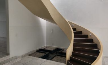 SE RENTA CASA PARA OFICINAS O CASA HABITACION  EN EJIDO GUADALUPE VICTORIA