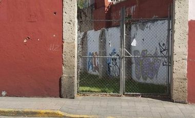 T532 Terreno en Renta de 1300 m2 ideal para comercio sobre Av Acueducto y Calzada Fray Antonio Morelia