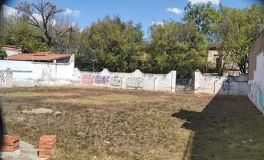 T532 Terreno en Renta de 1300 m2 ideal para comercio sobre Av Acueducto y Calzada Fray Antonio Morelia