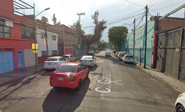 NAVE INDUSTRIAL EN REMATE BANCARIO CALLEJON DE GANADEROS IZTAPALAPA