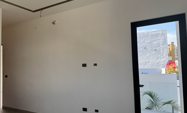 ESTRENE RESIDENCIA EN EL FRACC PARAÍSO COUNTRY CLUB