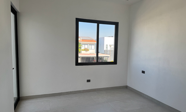 ESTRENE RESIDENCIA EN EL FRACC PARAÍSO COUNTRY CLUB