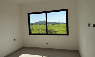 ESTRENE RESIDENCIA EN EL FRACC PARAÍSO COUNTRY CLUB