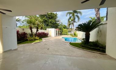 Casa de Renta en Laguna Club, Guayaquil