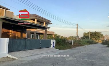 บ้านเดี่ยว หลังริม หมู่บ้าน บ้านสุขใจ ภิภาพร 7 คลอง 10-หนองเสือ เนื้อที่ 79.1 ตรว. ใกล้แยกคลอง 10 ถนนรังสิต-นครนายก ตำบลบึงบา อำเภอหนองเสือ จังหวัดปทุ