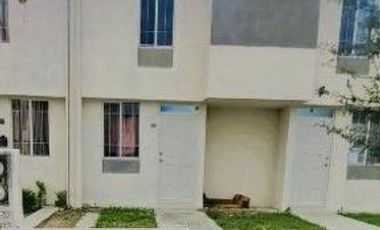 CASA EN VENTA, PALMANOVA, CADEREYTA: 2 PLANTAS, 2 RECÁMARAS, UN BAÑO.