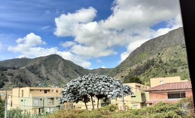 CASA EN ARRIENDO NUEVA DE TRES PLANTAS