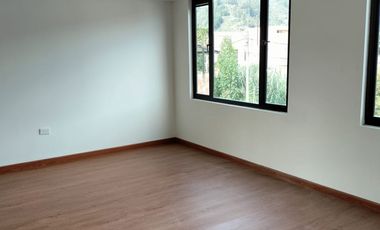 CASA EN ARRIENDO NUEVA DE TRES PLANTAS