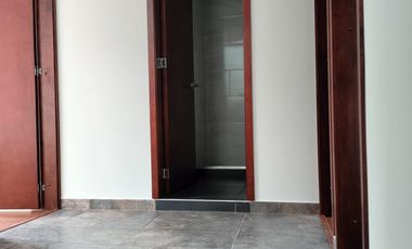 CASA EN ARRIENDO NUEVA DE TRES PLANTAS