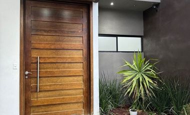 Moderna Casa en RENTA al Norte de Saltillo