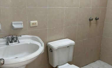 CASA EN VENTA, BANUS