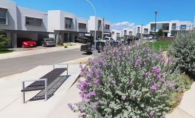 CASA EN VENTA CIRCUITO PARQUE LORETO CHIHUAHUA