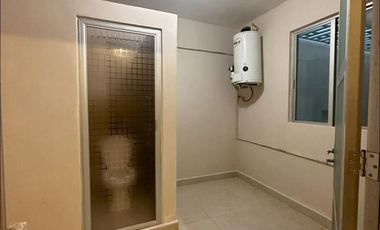 RENTÓ CASA EN VIA MUERTA SOBRE AVENIDA, A 1 CUADRA DEL MAR