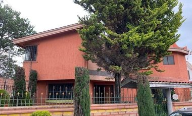 CASA EN VENTA EN LA ESPERANZA ZINACANTEPEC