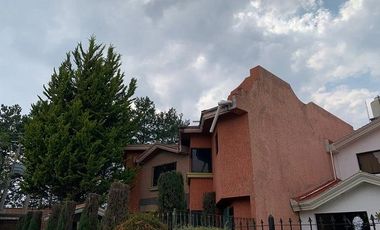 CASA EN VENTA EN LA ESPERANZA ZINACANTEPEC