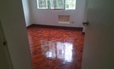 For sale Chantilly Villas Townhouse Unit Mandaluyong (Very near Boni and walking distance to Rockwell bridge) Tower 5