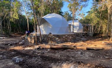 Terreno de 800 m² con Glamping en la Famosa Ruta de los Cenotes - ¡Una Inversión Única!