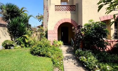 Se Vende casa de 427 metros en San Isidro
