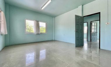 Single house for sale, Soi Rattanarat 1, Bang Bo, Samut Prakan, 3 bedrooms, 2 bathrooms.