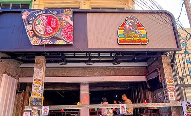 Hotel/Bar/Restaurant for sale in Pattaya city , just 100 meters to Pattaya beach (Sea view) Completely renovated building  ( Exclusive listing )