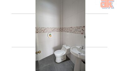 Local de renta en Tumbaco 60m2 Plaza Comercial