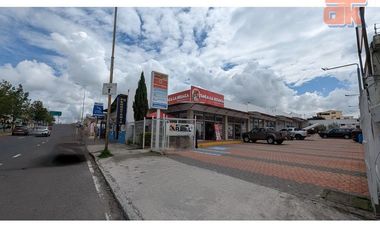 Local de renta en Tumbaco 60m2 Plaza Comercial