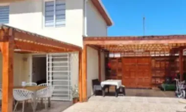 Casa en Av. Manuel Rodriguez, comuna de Buín