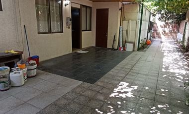 EN ARRIENDO GRAN CASA EN VILLA PARQUE EL GOLF MAIPÚ
