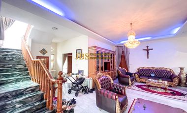 Dijual Villa Hook Fully Furnished di Komplek Royal Sumatera Cluster Sapphire